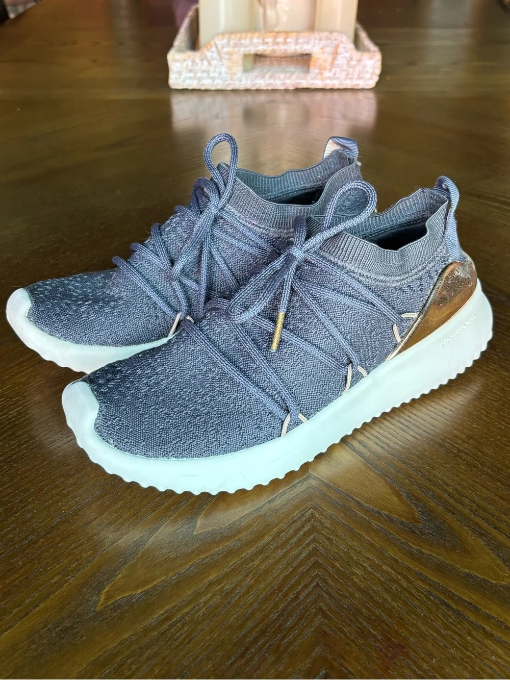 Adidas Women’s Size 7 Gray/Blue Knit Sneakers Rose Gold Cloudfoam Athletic Shoes